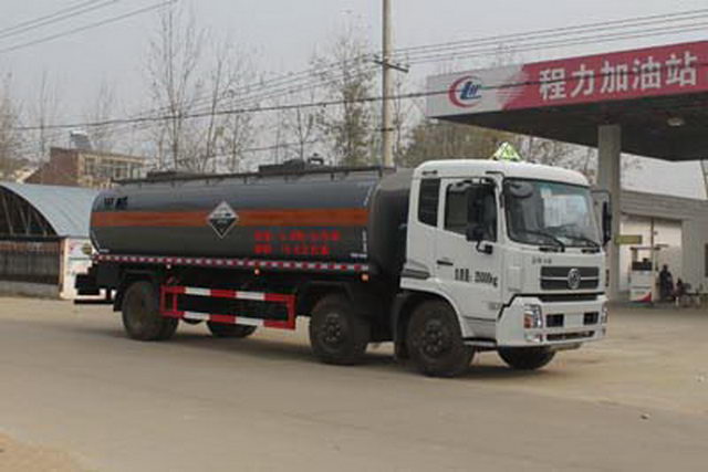 20立方甲醛溶液运输车