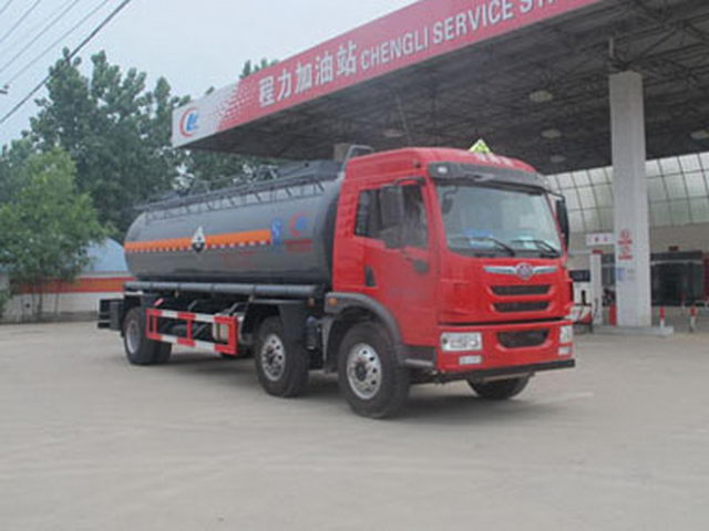 解放小三轴14立方氢氧化钠运输车