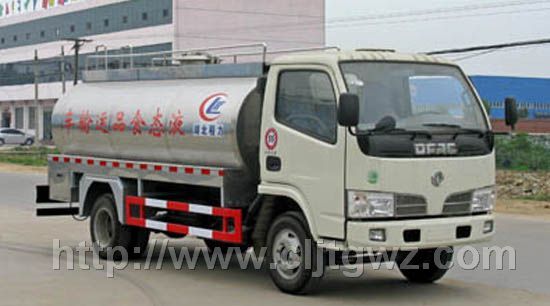 国四东风福瑞卡3-5吨鲜奶运输车